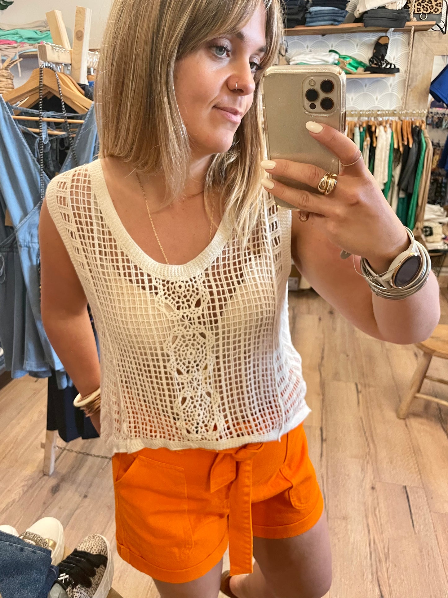 Top en crochet sans manches