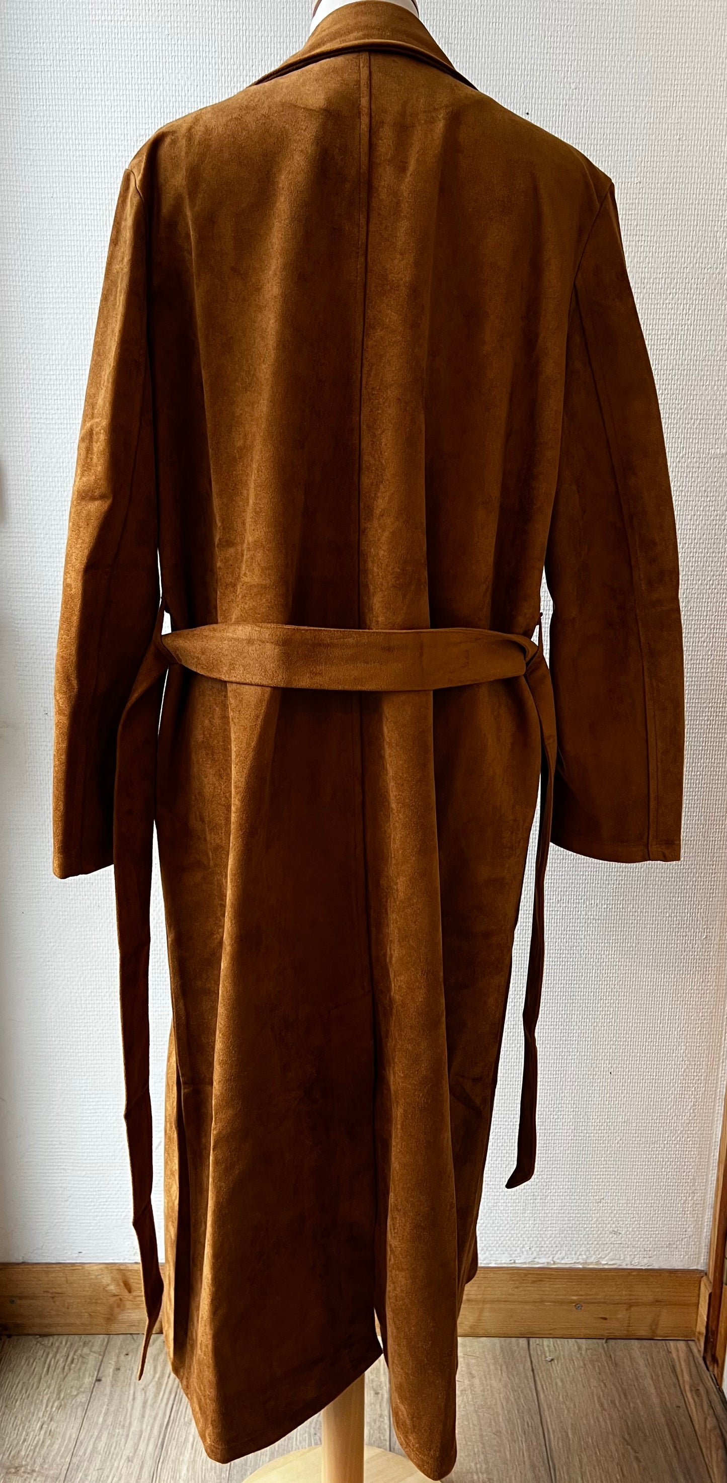 Trench long effet suédine camel