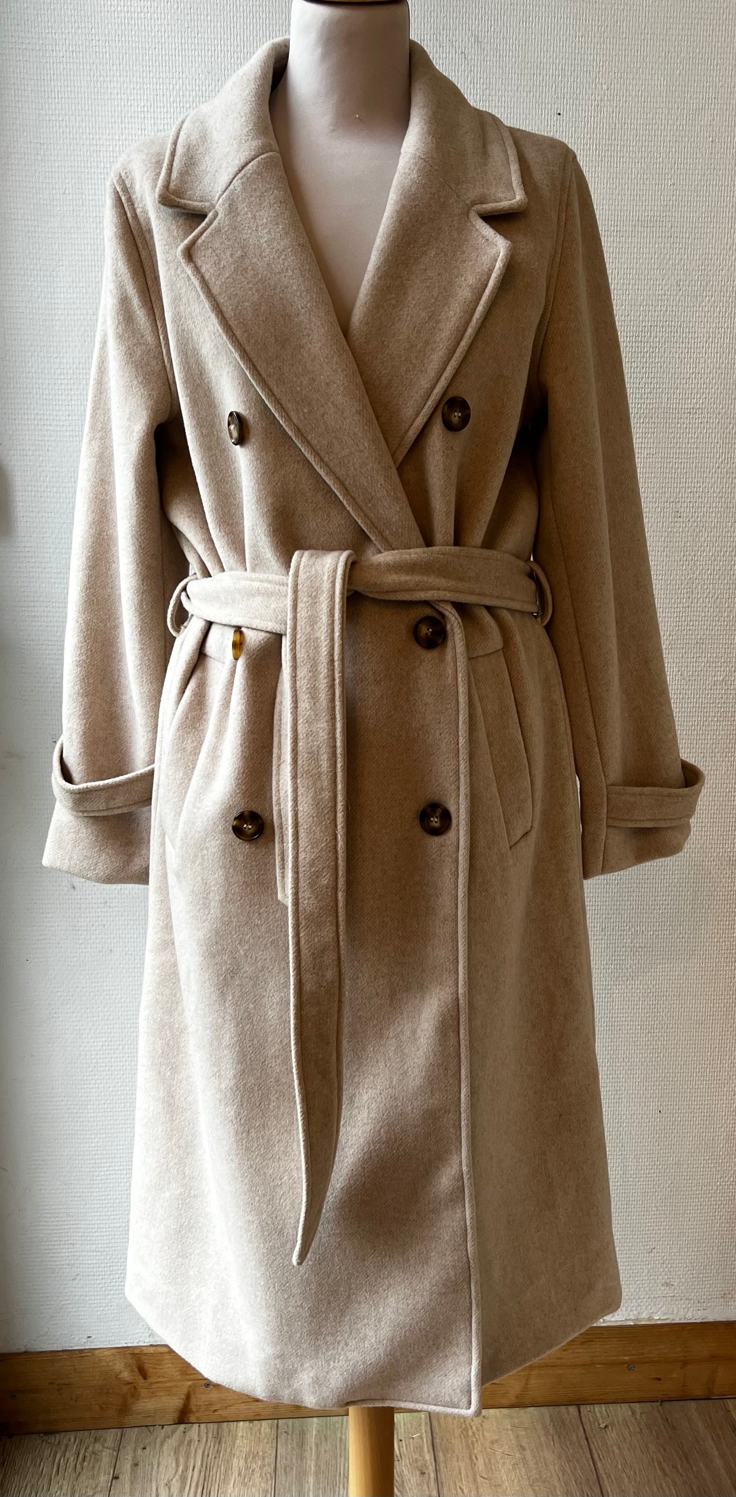 Manteau long en laine beige