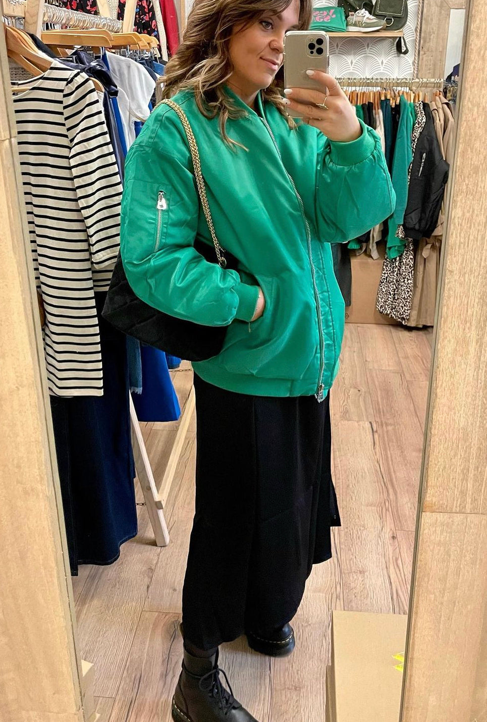 Blouson veste bomber vert avec fermeture éclair zip argentée  Printemps été 2023 Mode femme ma petite boutique 50 portbail